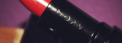 Помада  Avon Ultra Colour Rich Lipstick  Red 2000