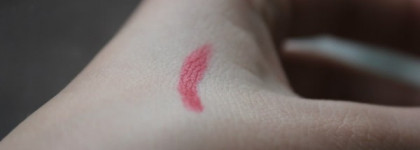 Помада  Avon Ultra Colour Rich Lipstick  Red 2000