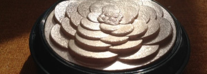 Guerlain Meteorites Cruel Gardenia Illuminating Iridescent Powder или жестокой оказалась совсем не гардения