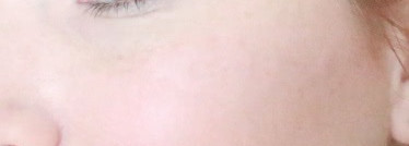 Becca Shimmering Skin Perfector™ Illuminator SPF 25+ Увлажняющий крем-хайлайтер SPF 25 в оттенке Moonstone