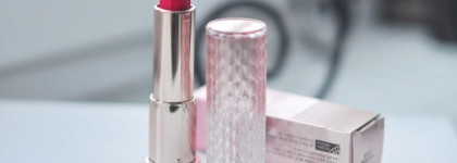 Губная помада Missha M Luminous Color Lip Rouge RD705, жидкая помада M Luminous Color Lip Gloss RD07, краска для губ The Style Velvet Gradation Tint Signal Red