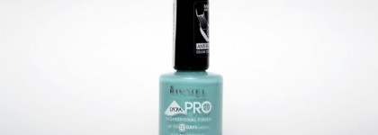 Яркий маникюр серыми буднями с Rimmel и Essie