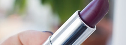 В поисках идеальной помады сливового цвета. Первый блин комом. Rimmel Moisture Lipstick 330 sloane's plum