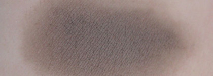 Любовь и голуби. Essence Love Letters duo eye pencil 02 Grey-headed Lovebird