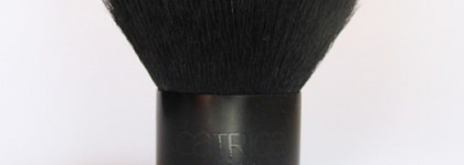 Une, deux, trois: кисть Catrice Mini Kabuki Brush