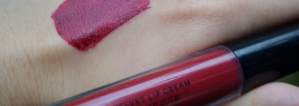 Любовь? Разочарование? Жидкая матовая помада от H&M оттенке Screen Siren