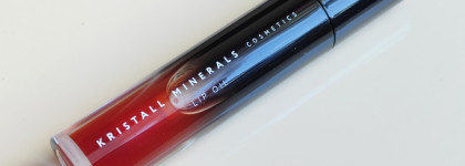 Масло для губ Kristall Minerals Lip Oll Glow & Care 02 Strawberry