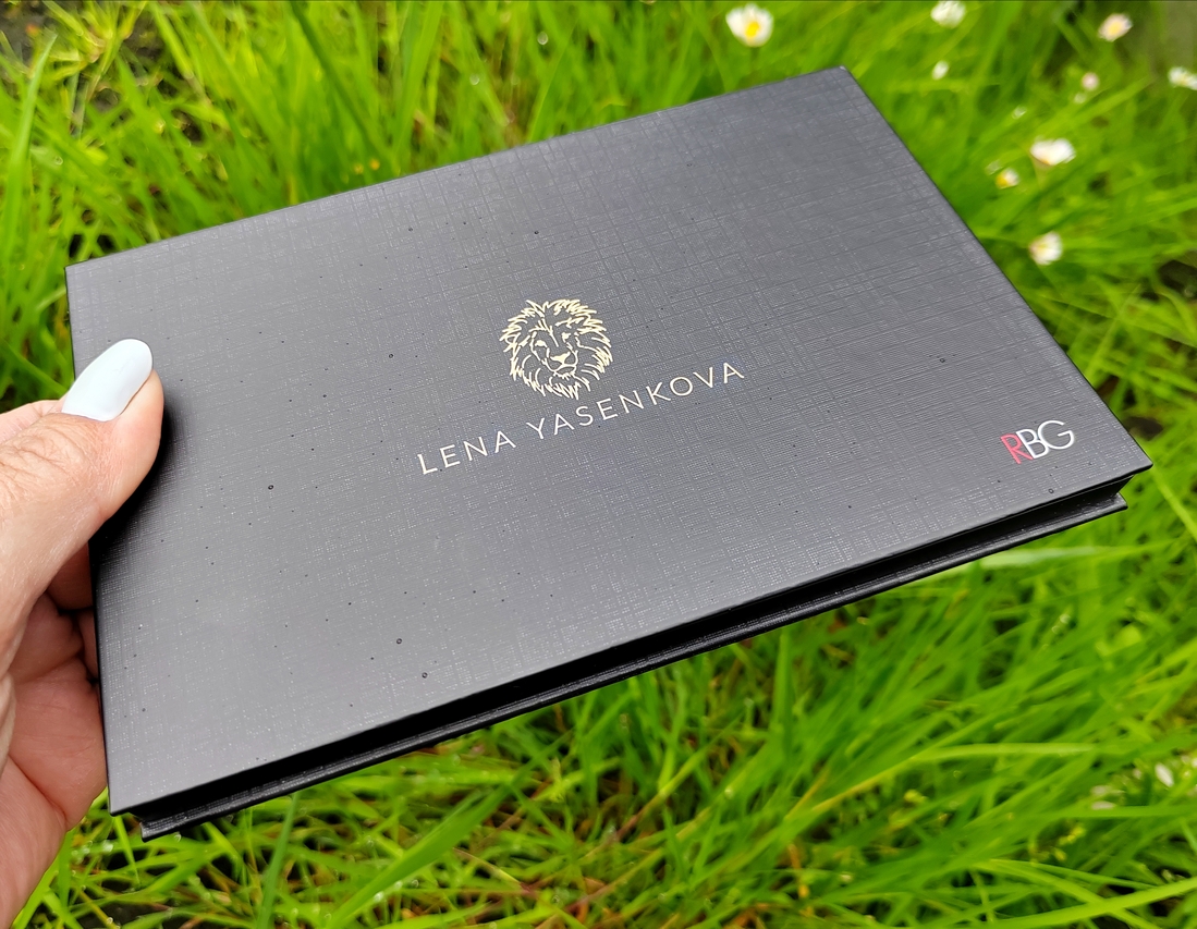 Rbg Russian Beauty Guru Универсальная палетка от Лены Ясенковой