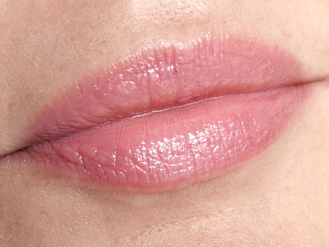 2 слоя помады. Дневное освещение