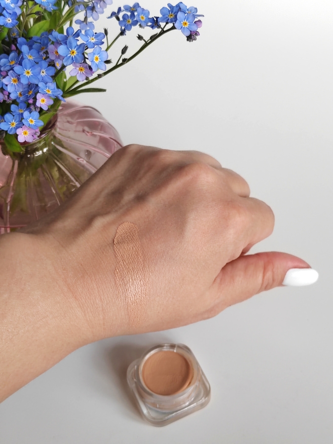 Оттенок № 02 дневное освещение