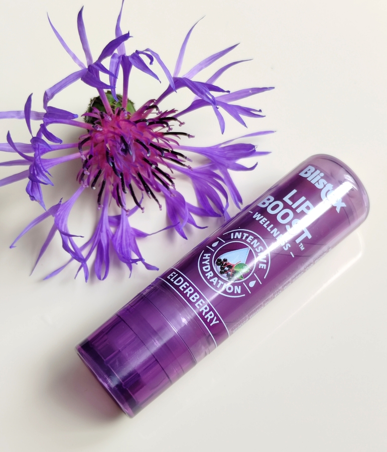 Увлажняющий бальзам для губ с бузиной Blistex Lip Boost Wellness