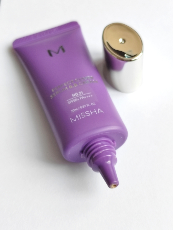 Антивозрастной тональный Bb-Крем в оттенке № 21 Light Beige от Missha Perfect Cover Serum B.B Cream SPF 50+ PA++++