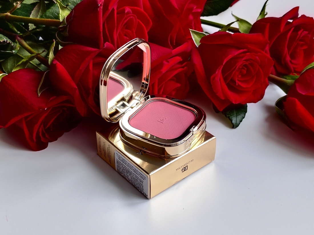 Стойкие румяна и тени для век Dolce&Gabbana Cheeks&Eyes Match № 04 Cheerful Pink