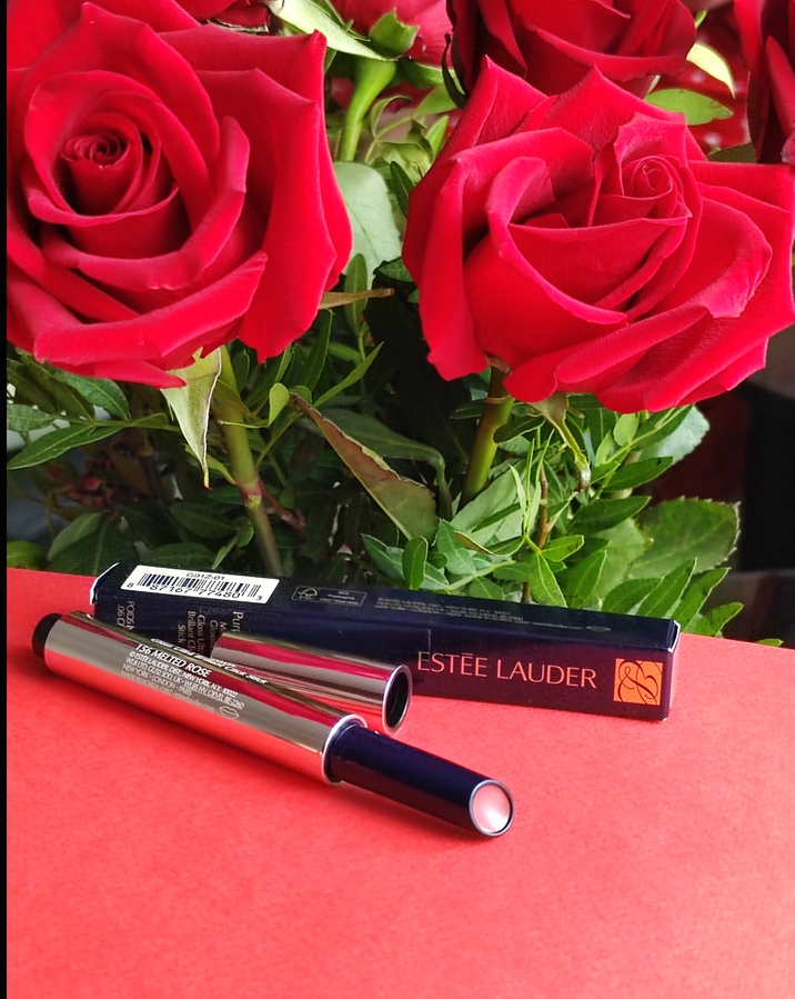 Блеск-стик с эффектом зеркального покрытия Estee Lauder Pure Color Melt-On Glosstick в оттенке № 156 Melted Rose