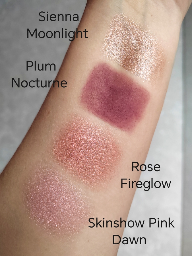 Все оттенки при дневном освещении на чистую сухую кожу