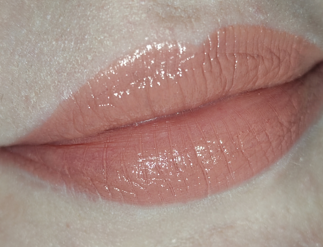 Помада растушеванна