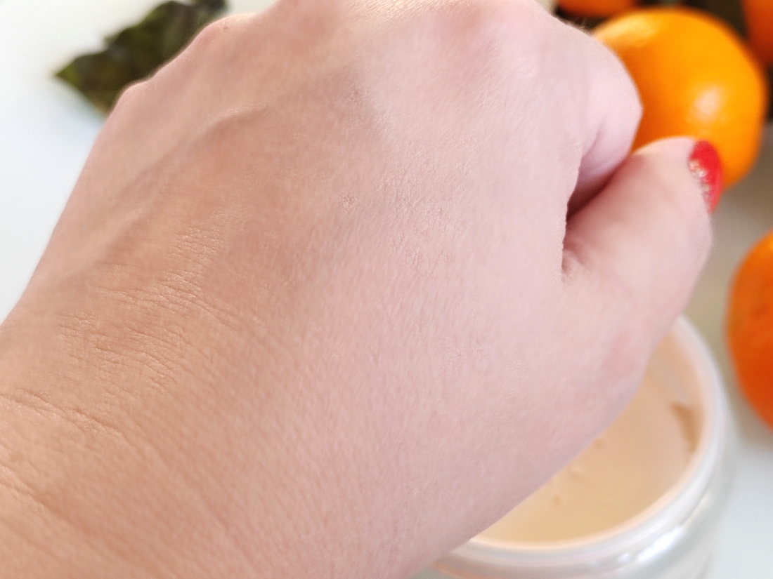 После. Дневное освещение. Эффект блюр на коже