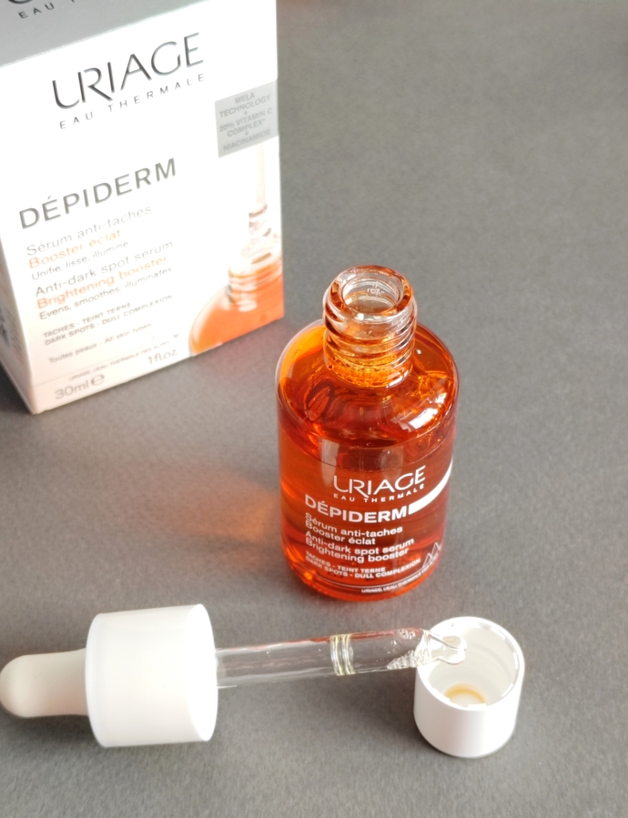 Сыворотка-бустер против пигментных пятен с ниацинамидом и витамином C Uriage Depiderm Serum Anti-Taches Booster Eclat