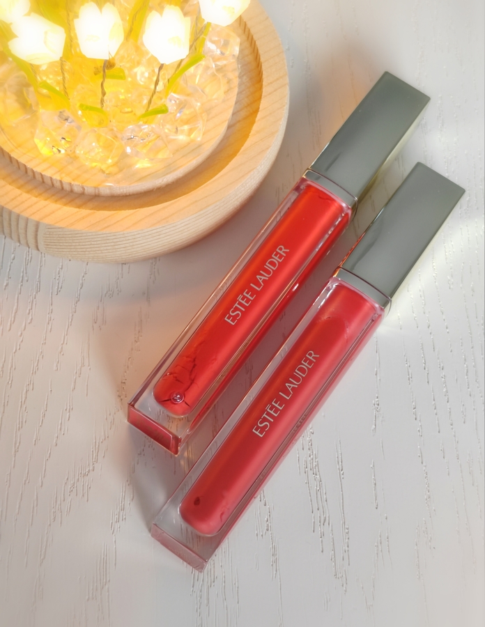 Масло-блеск для губ с эффектом зеркального сияния и объема с гиалуроновой кислотой Estee Lauder Glossy Pout Lip Oil оттенок № 03 Rose Water и № 08 Melon Sorbet