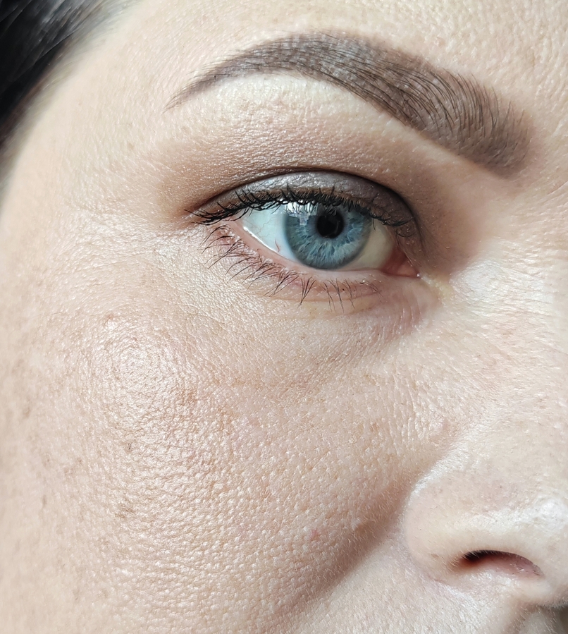 Через 30 минут, после нанесения