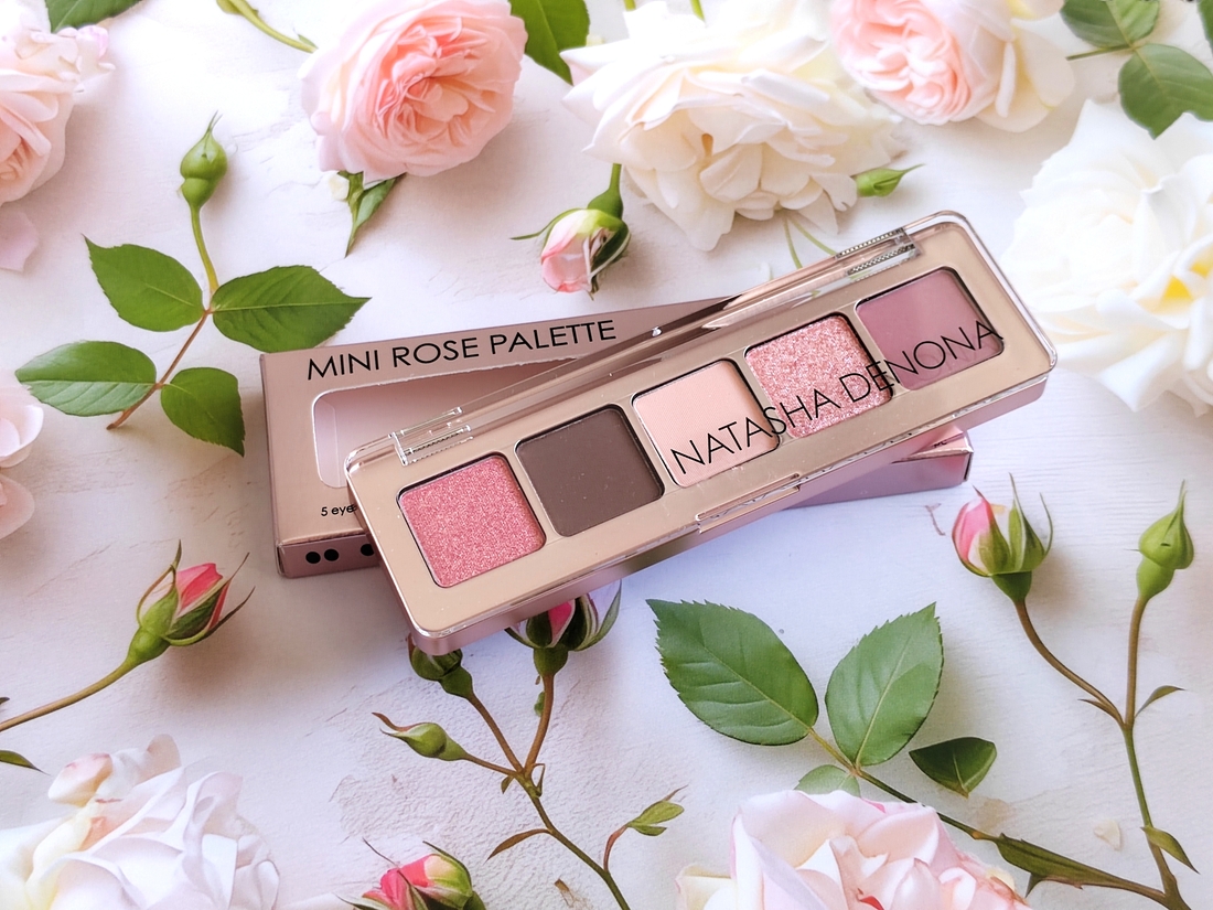 Палетка теней в мини-формате Mini Rose Natasha Denona