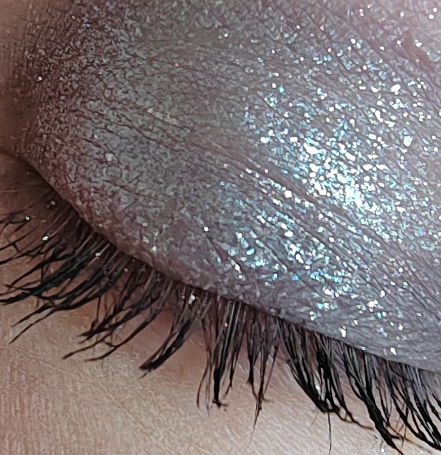 Макро при электрическом свете