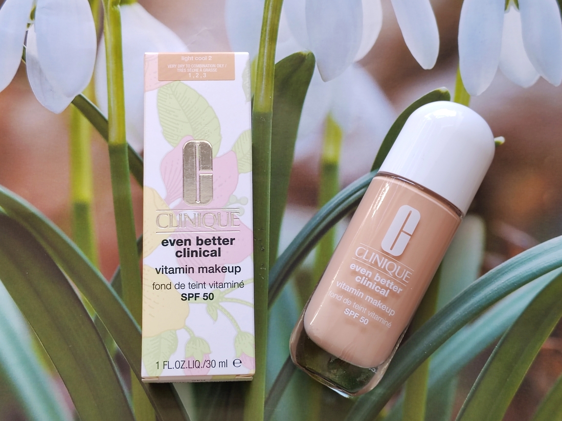 Увлажняющая тональная основа Clinique Even Better Clinical Vitamin Makeup SPF 50 с витамином C оттенок Light Cool 2