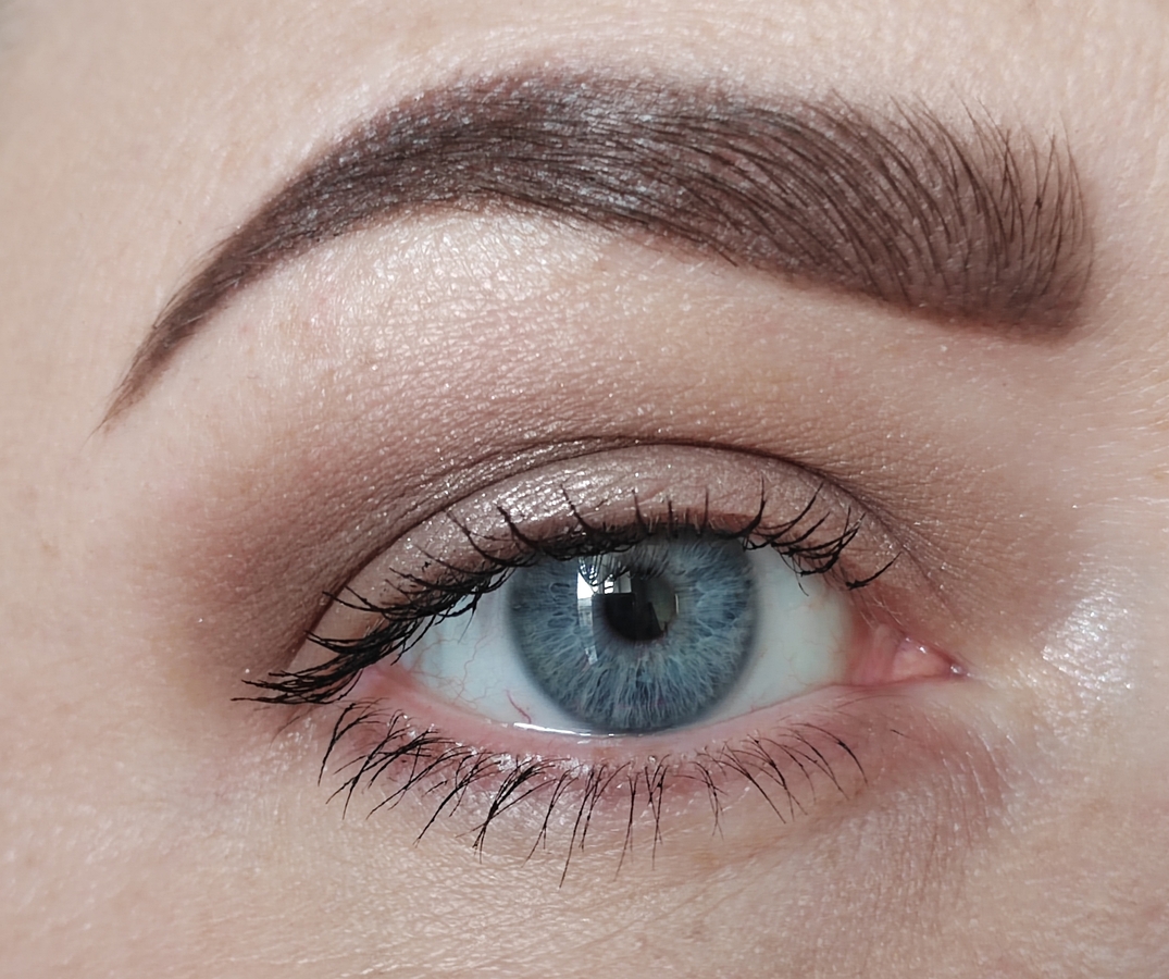 За окном солнечно