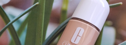 Увлажняющая тональная основа Clinique Even Better Clinical Vitamin Makeup SPF 50 с витамином C оттенок Light Cool 2