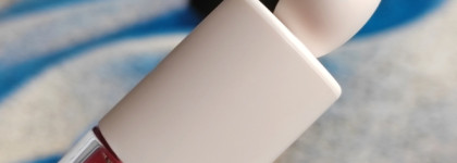 Блеск для губ с призматическим сиянием Rare Beauty by Selena Gomez Positive Light Luminizing Lip Gloss оттенок Flicker