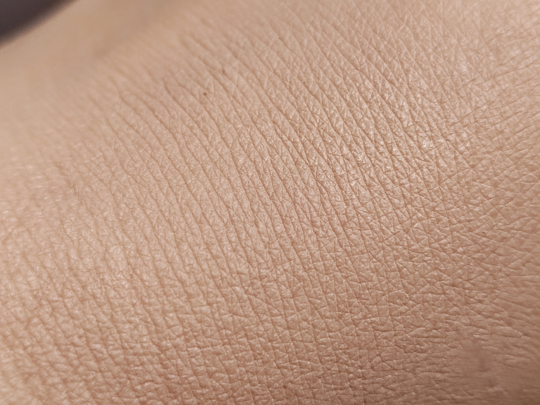 Glow. Тот самый подсвечивающий эффект на коже