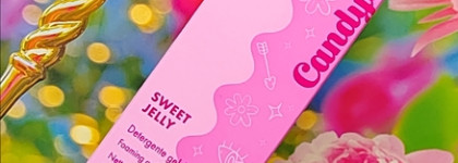 Желейный гель для умывания лица с бетаином и сорбитолом Pupa Сandy Сlub Sweet Jelly Foaming Gel Face Cleanser
