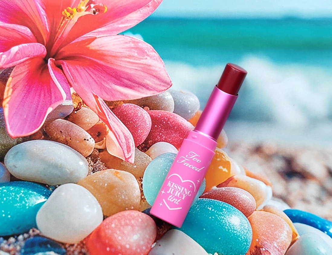 Увлажняющий тинт для губ Kissing Juicy Lip Tint Too Faced оттенок Raspberry