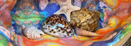 Косметичка на выходные у моря - макияж, и уход против соленой воды