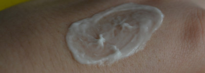 Банановое утро с Magic Food Banana Peeling Cream от Tony Moly