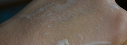 Банановое утро с Magic Food Banana Peeling Cream от Tony Moly