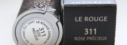 Рождество для серьезных с помадой Givenchy Le Rouge Lipstick 311 Rose Precieux