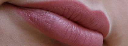Может быть Бангкок? Нет, спасибо. Матовая помада  Nars Pure Matte Lipstick в оттенке Bangkok ( soft rose)