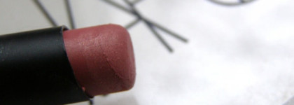 Может быть Бангкок? Нет, спасибо. Матовая помада  Nars Pure Matte Lipstick в оттенке Bangkok ( soft rose)