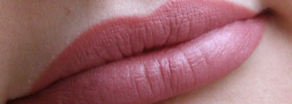 Может быть Бангкок? Нет, спасибо. Матовая помада  Nars Pure Matte Lipstick в оттенке Bangkok ( soft rose)