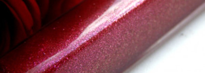 Малиновое варенье-  Chanel Levres Scintillantes Glossimer Savage Grace  175