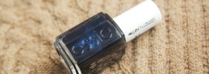 Странный Essie 91 Midnight Cami