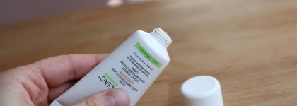 Тон для плохих дней моей кожи - Noreva Exfoliac Light tinted cream