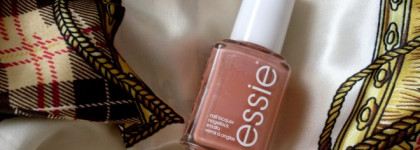 Такой уютный и спокойный... Essie 81 mamba