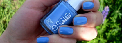 Ногти цвета неба... Essie nail polish 94 lapiz of luxury
