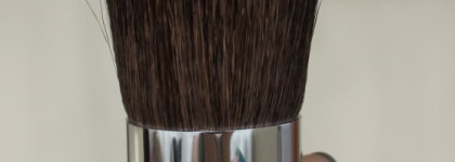 Солнечный макияж с пудрой Diorskin Nude Air Glow Powder 001 Fresh Tan