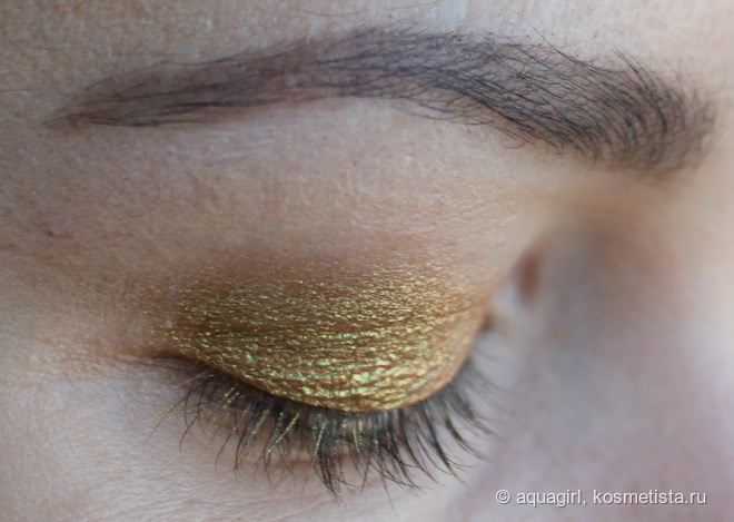 Пигмент MAC Old Gold - золотой запас моей косметички