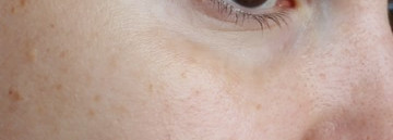 Тональная основа Catrice HD Liquid Coverage Foundation в оттенке 030 Sand Beige. Неужели нашёлся аналог Fenty? 435 рублей против 33 евро