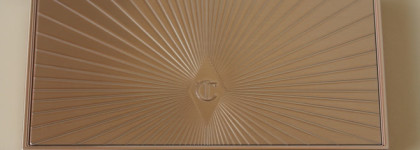Бестселлер Charlotte Tilbury Filmstar Bronze&Glow