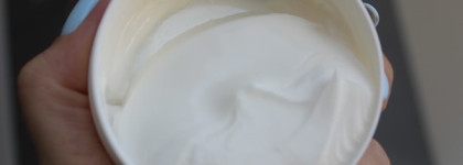 Моя большая косметичка в отпуск: уход и декоративная косметика